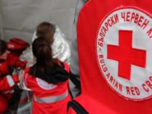 БЧК – ПАЗАРДЖИК ПОДПОМАГА СЕМЕЙСТВА, ПОСТРАДАЛИ ОТ НАВОДНЕНИЯТА В ОБЛАСТТА