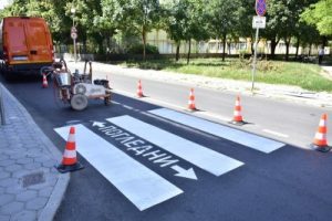 Община Пловдив започва обновяването на пешеходните пътеки край училища и детски градини преди 15-и септември