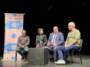 Зам.-кметът Енчо Енчев открои ролята на „Есенни театрални срещи“ за културния живот на Русе