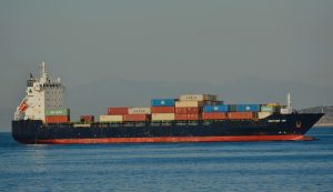 18-членният екипаж на контейнеровоза „CONTSHIP JET“ е спасен